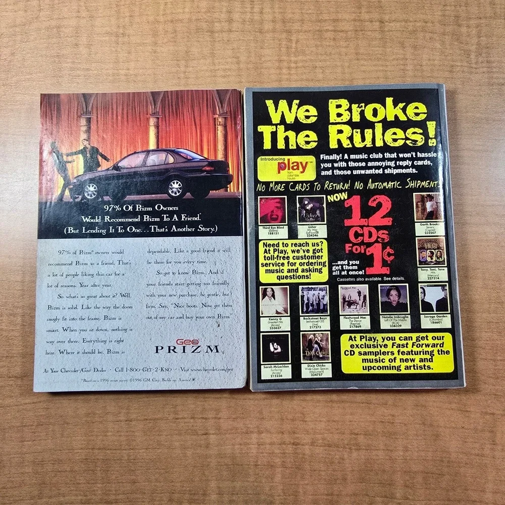 TV Guides 1997/1998 X-Files Collector's Foldout Cover 1 of 2 Collectors' Covers